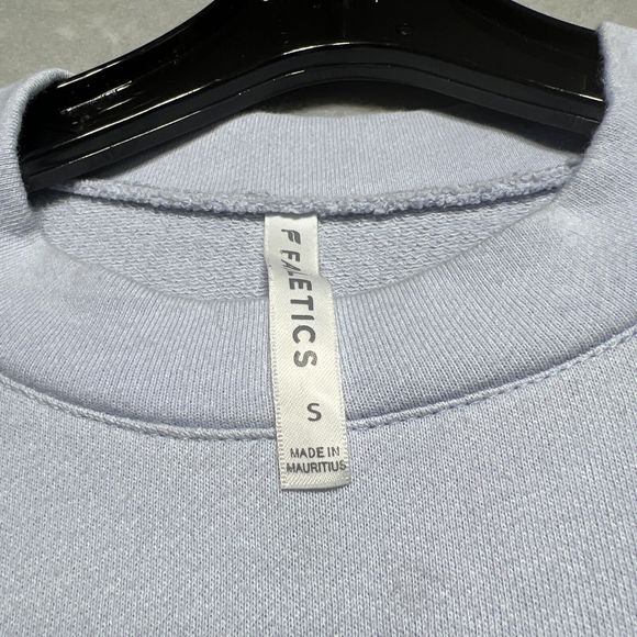 Fabletics Light Blue Crew Neck Long Sleeve Pullover Sweater Women’s Size: S - Picture 7 of 7
